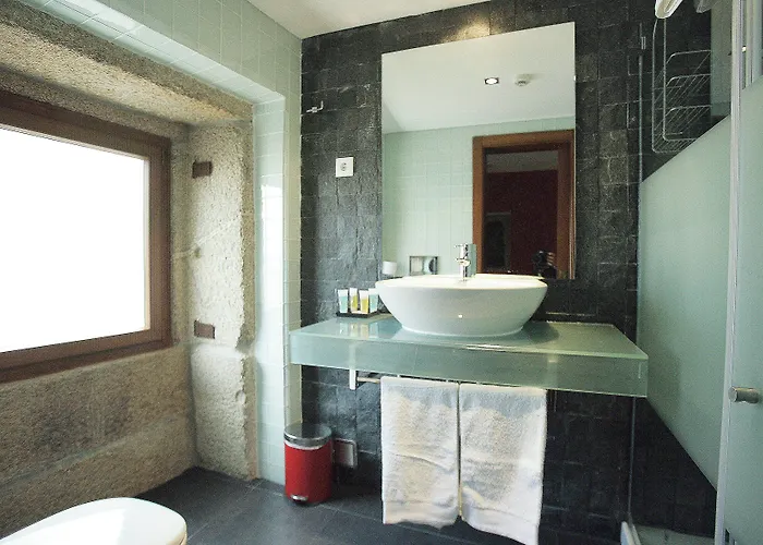 Casa Dos Pocos 4*